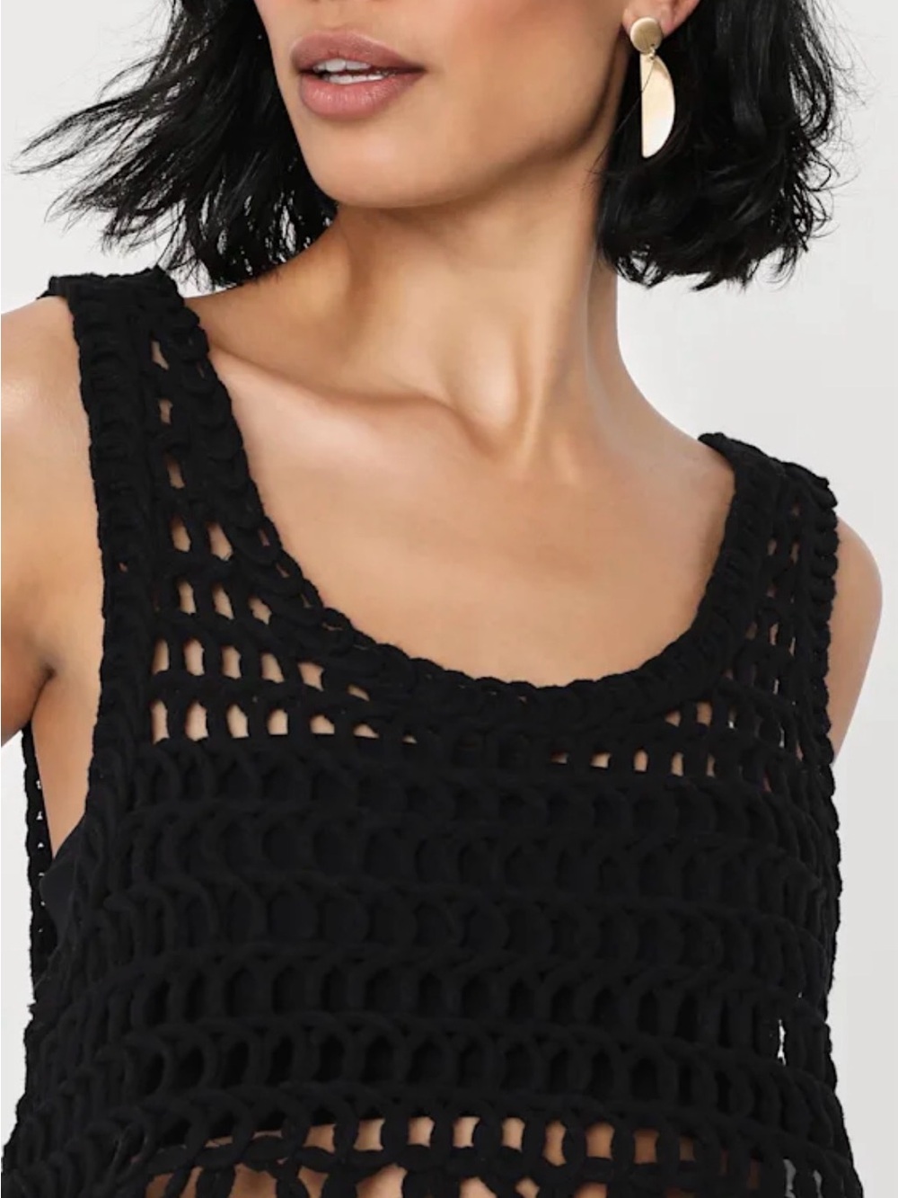 Lulu's Black Crochet Crop Tank - Picture 5 of 14